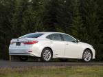 Lexus ES300h 2012 года